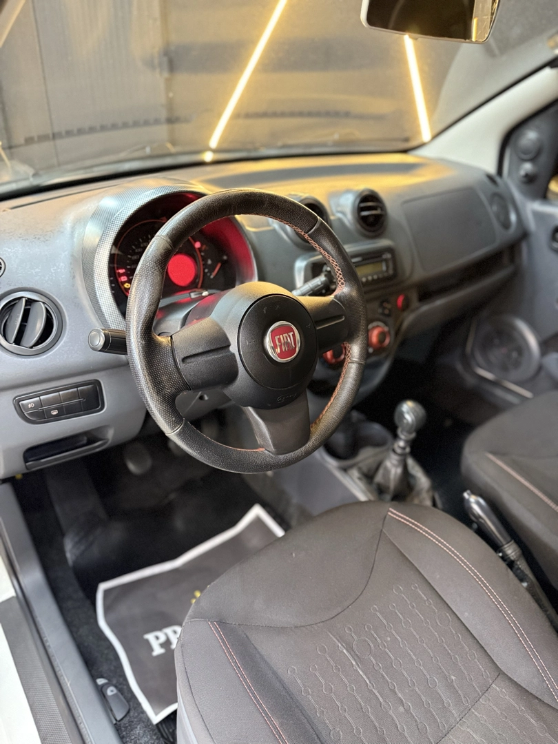 FIAT UNO 1.4 EVO SPORTING 8V FLEX 4P MANUAL