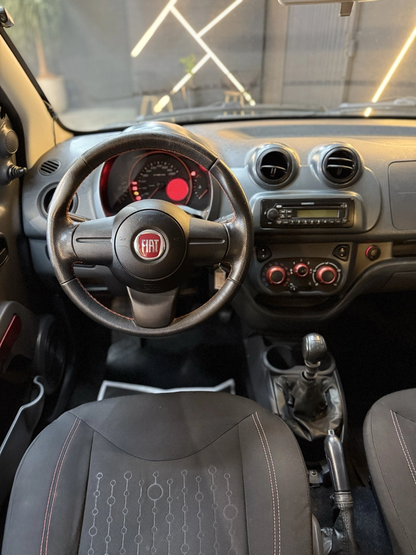 FIAT UNO 1.4 EVO SPORTING 8V FLEX 4P MANUAL