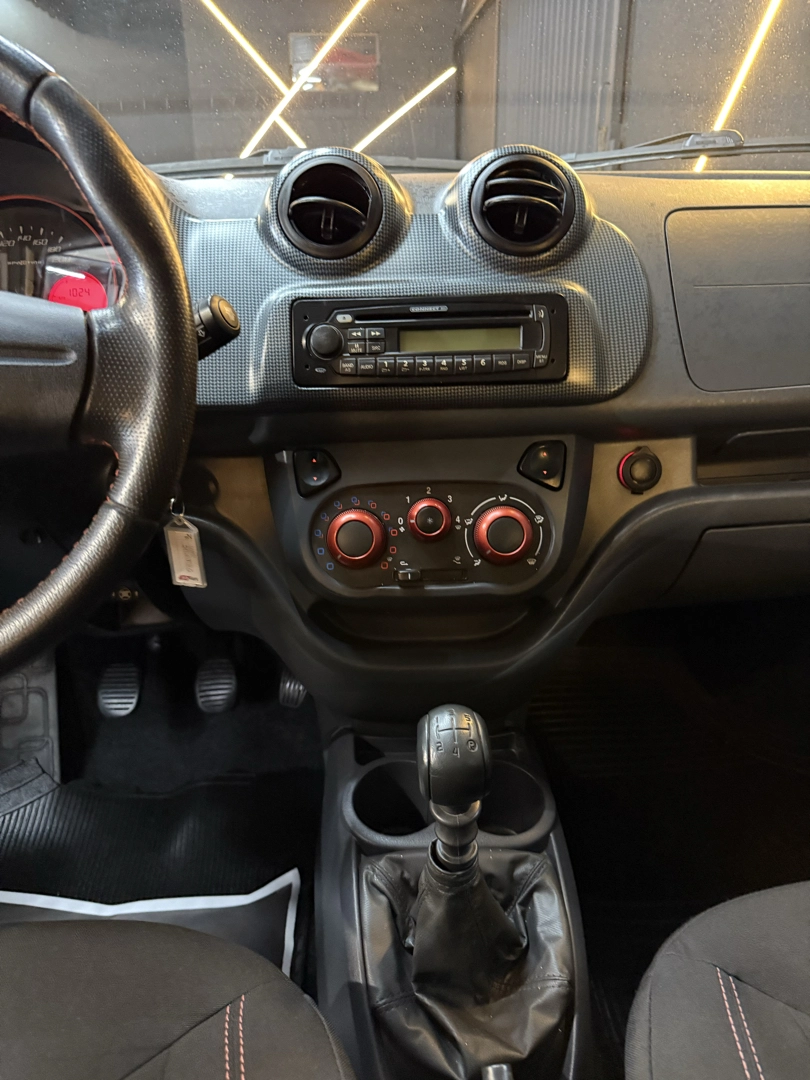 FIAT UNO 1.4 EVO SPORTING 8V FLEX 4P MANUAL