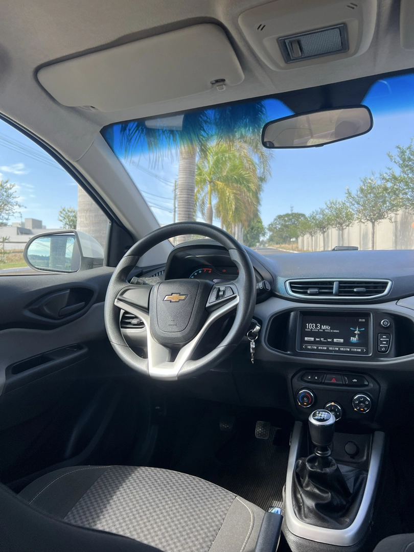 CHEVROLET ONIX 1.4 MPFI LT 8V FLEX 4P MANUAL