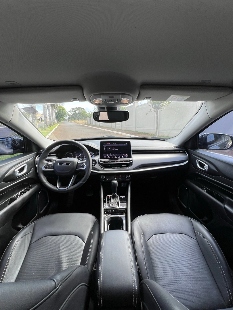 JEEP COMPASS 1.3 T270 TURBO FLEX LONGITUDE AT6