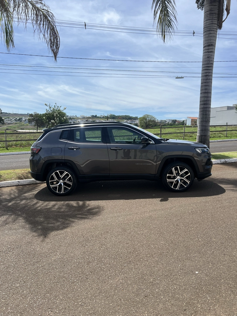 JEEP COMPASS 1.3 T270 TURBO FLEX LIMITED AT6