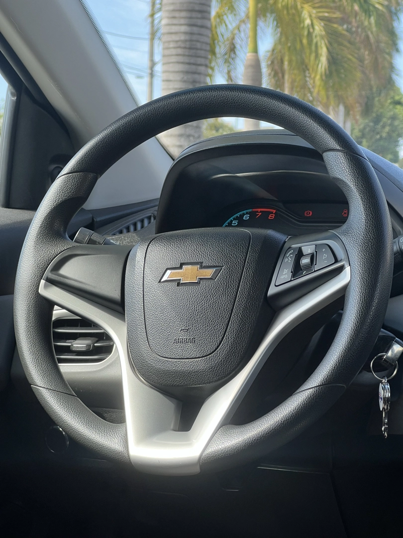 CHEVROLET ONIX 1.4 MPFI LT 8V FLEX 4P MANUAL