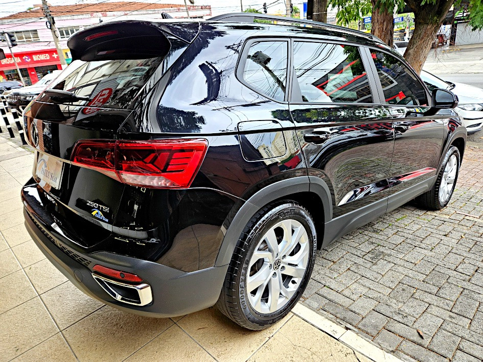 volkswagen TAOS 1.4 250 TSI TOTAL FLEX COMFORTLINE AUTOMÁTICO 202211