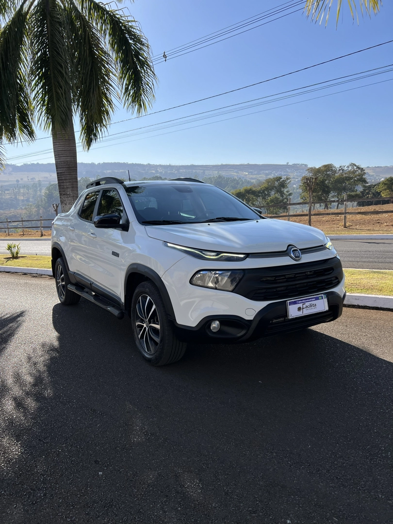 FIAT TORO 2.0 16V TURBO DIESEL ULTRA 4WD AT9