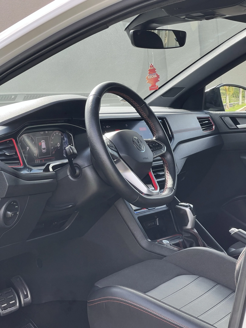 VOLKSWAGEN POLO 1.4 250 TSI GTS AUTOMÁTICO