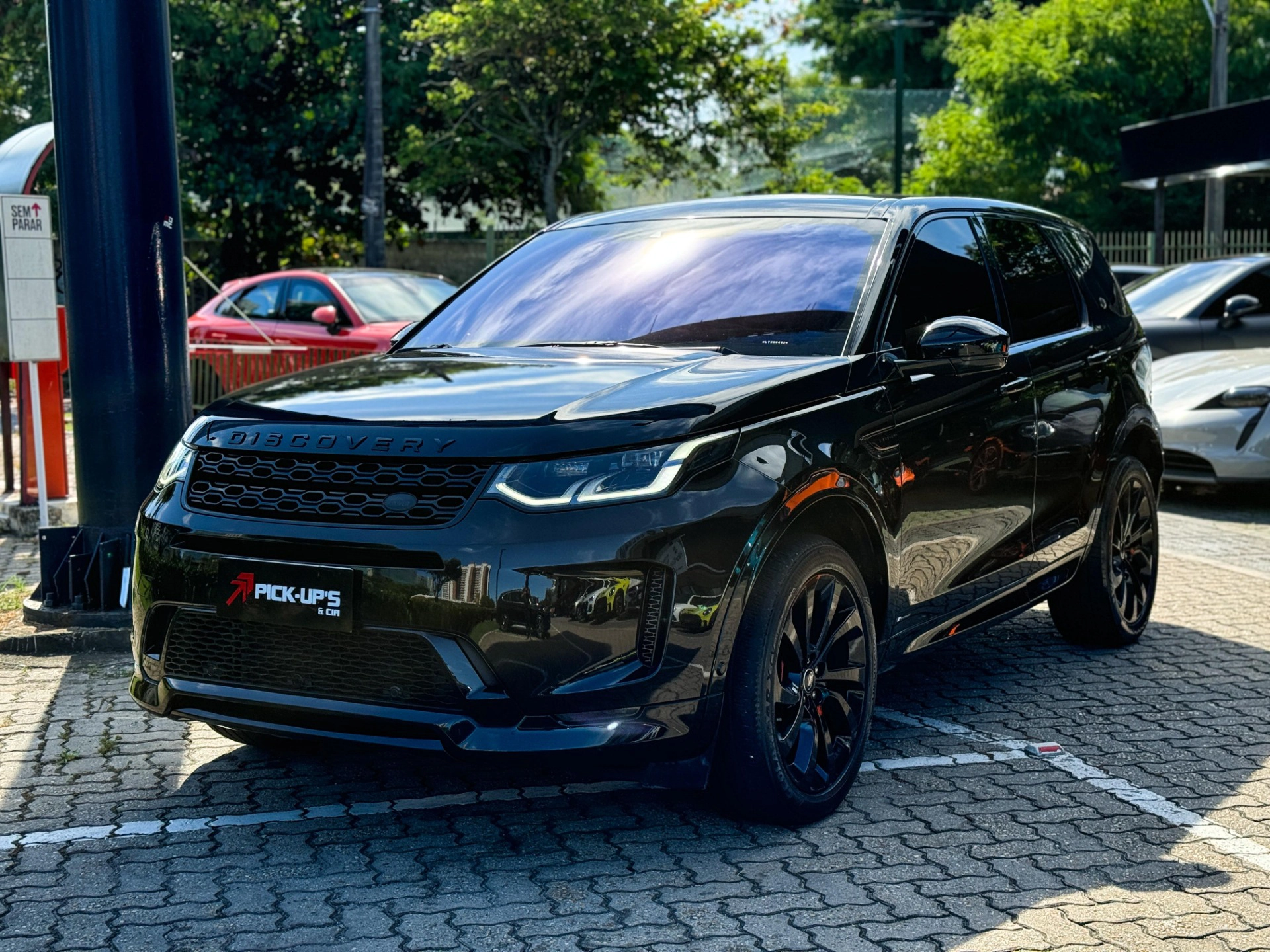 LAND ROVER DISCOVERY SPORT 2.0 P250 TURBO FLEX R-DYNAMIC SE AUTOMÁTICO
