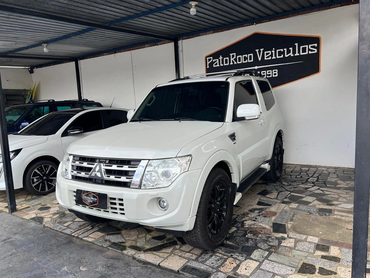 MITSUBISHI PAJERO FULL 3.8 HPE 4X4 V6 24V GASOLINA 2P AUTOMÁTICO