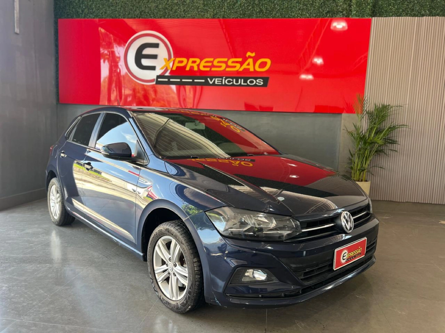 VOLKSWAGEN POLO 1.0 200 TSI COMFORTLINE AUTOMÁTICO