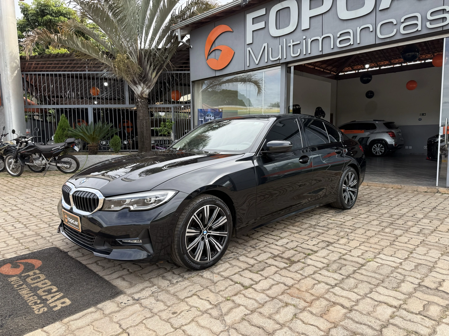 BMW 320I 2.0 16V TURBO GASOLINA GP AUTOMÁTICO
