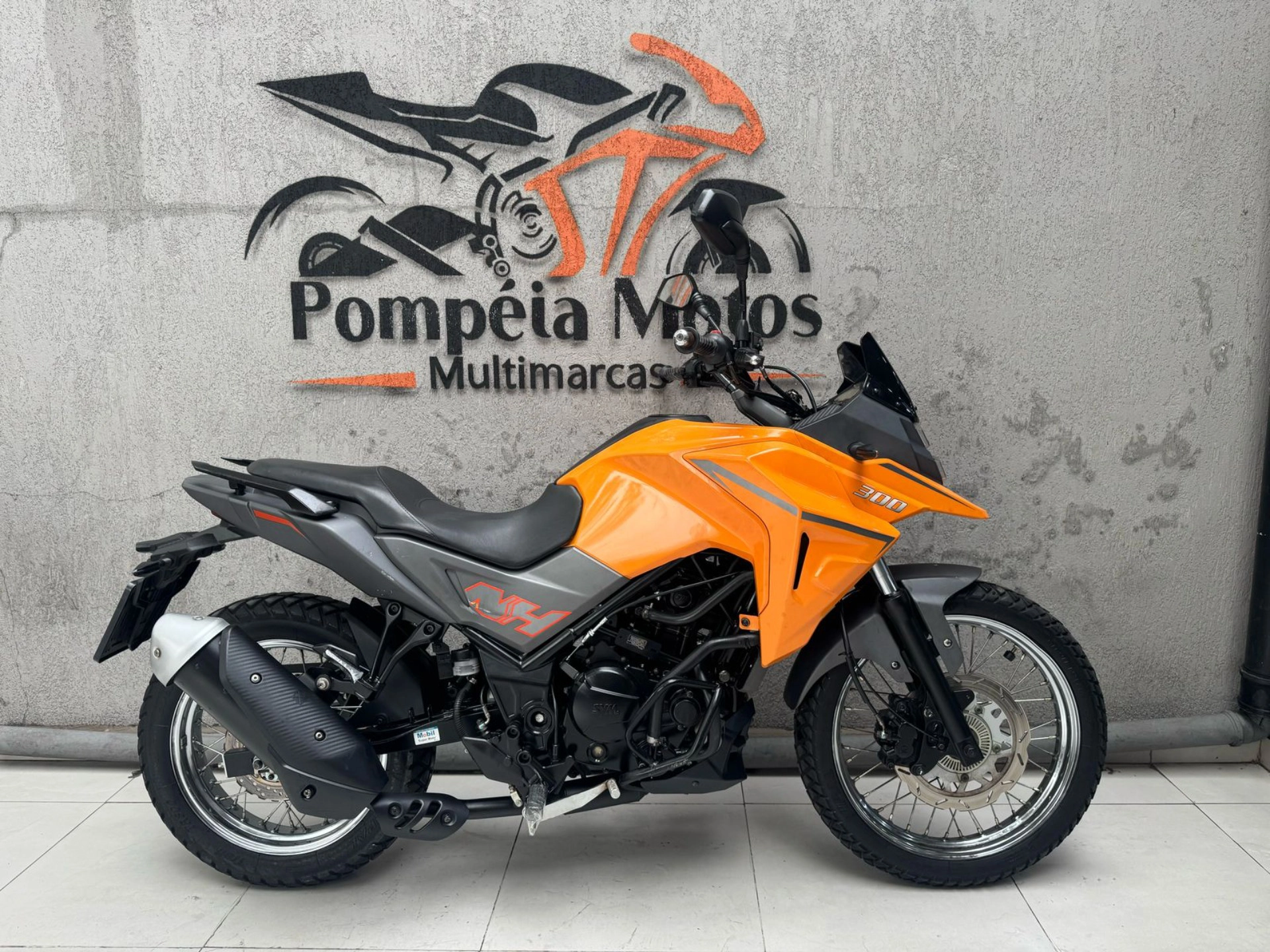 DAFRA NH 300 ABS Street