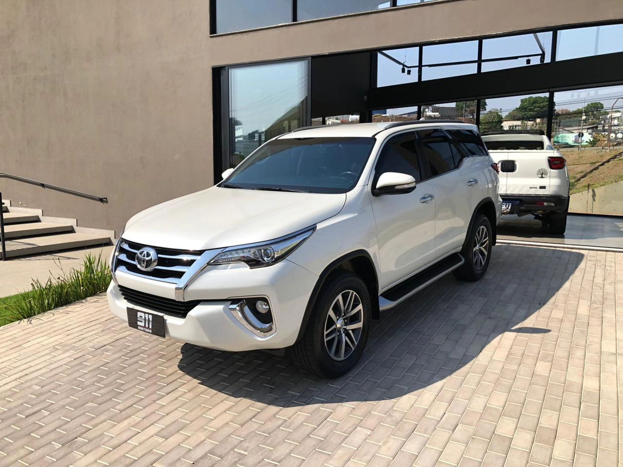 TOYOTA HILUX SW4 4.0 SRX 4X4 7 LUGARES V6 24V GASOLINA 4P AUTOMÁTICO