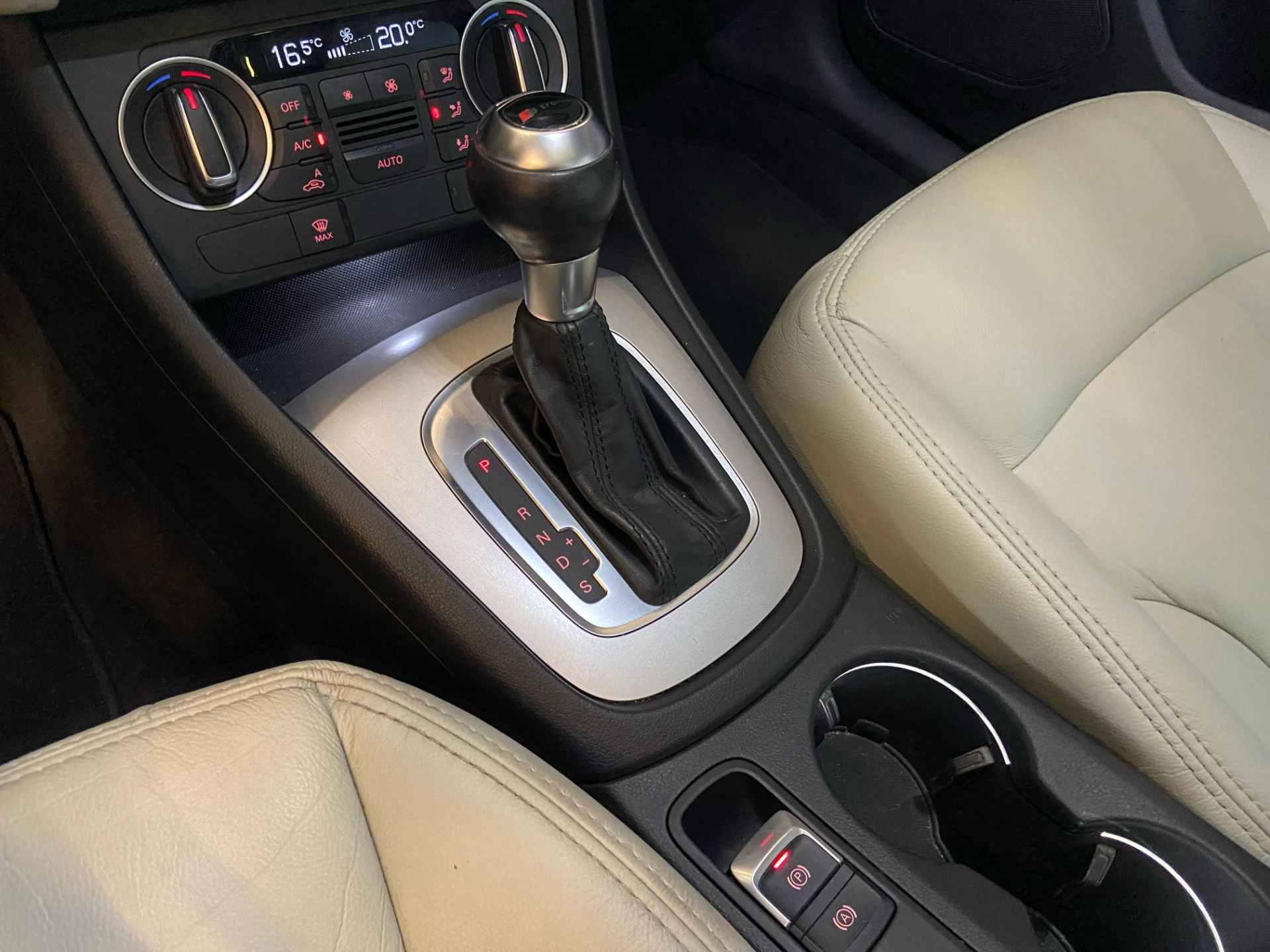 audi Q3 2.0 TFSI AMBIENTE QUATTRO 4P GASOLINA S TRONIC 2016