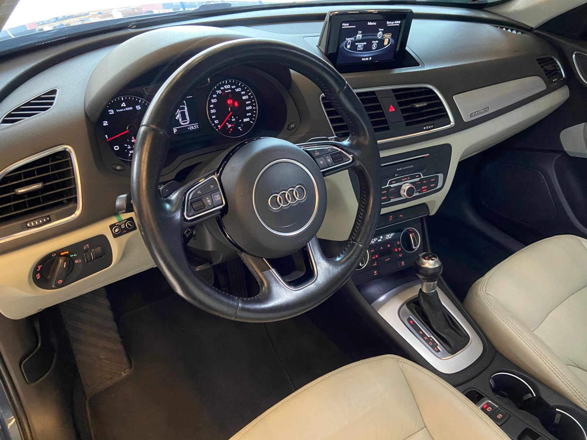 audi Q3 2.0 TFSI AMBIENTE QUATTRO 4P GASOLINA S TRONIC 2016