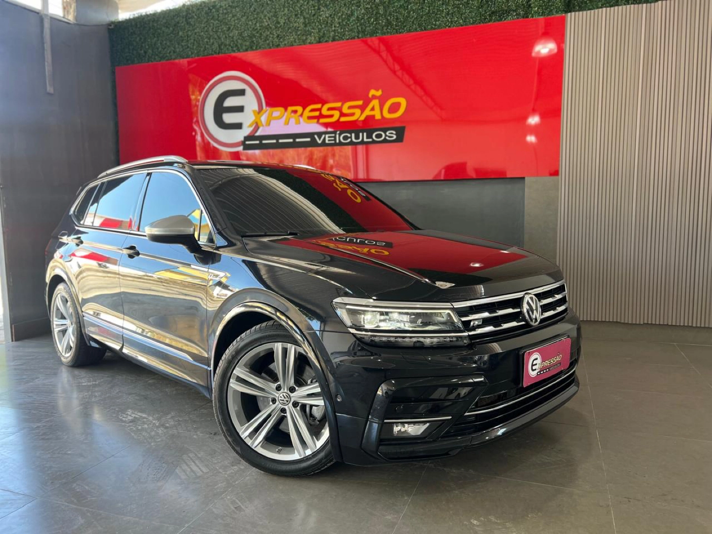 VOLKSWAGEN TIGUAN 2.0 350 TSI GASOLINA ALLSPACE R-LINE 4MOTION DSG