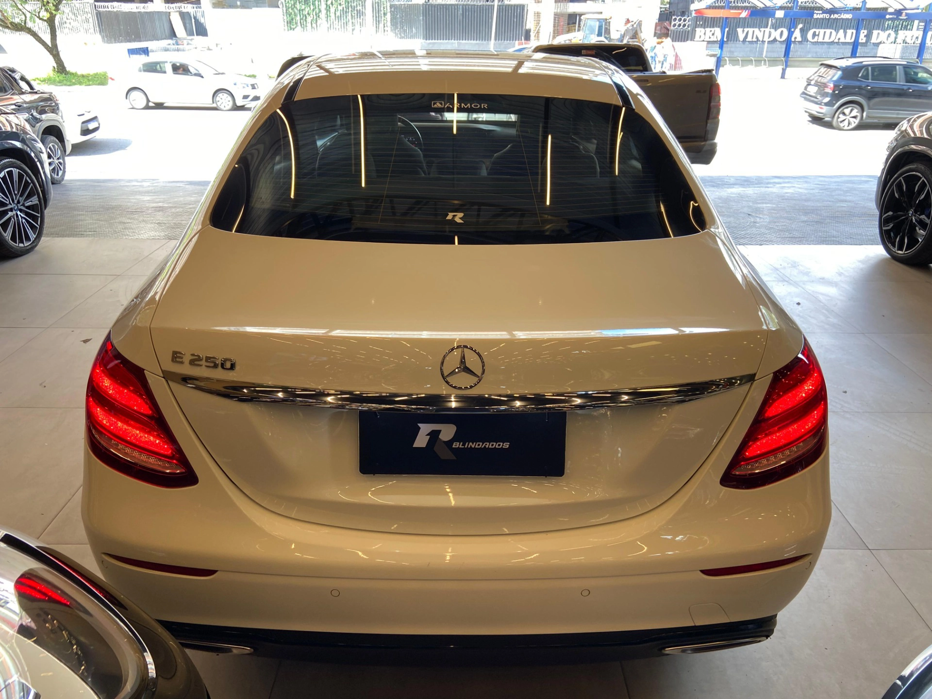 mercedes-benz E 250 2.0 CGI GASOLINA AVANTGARDE 9G-TRONIC 2019