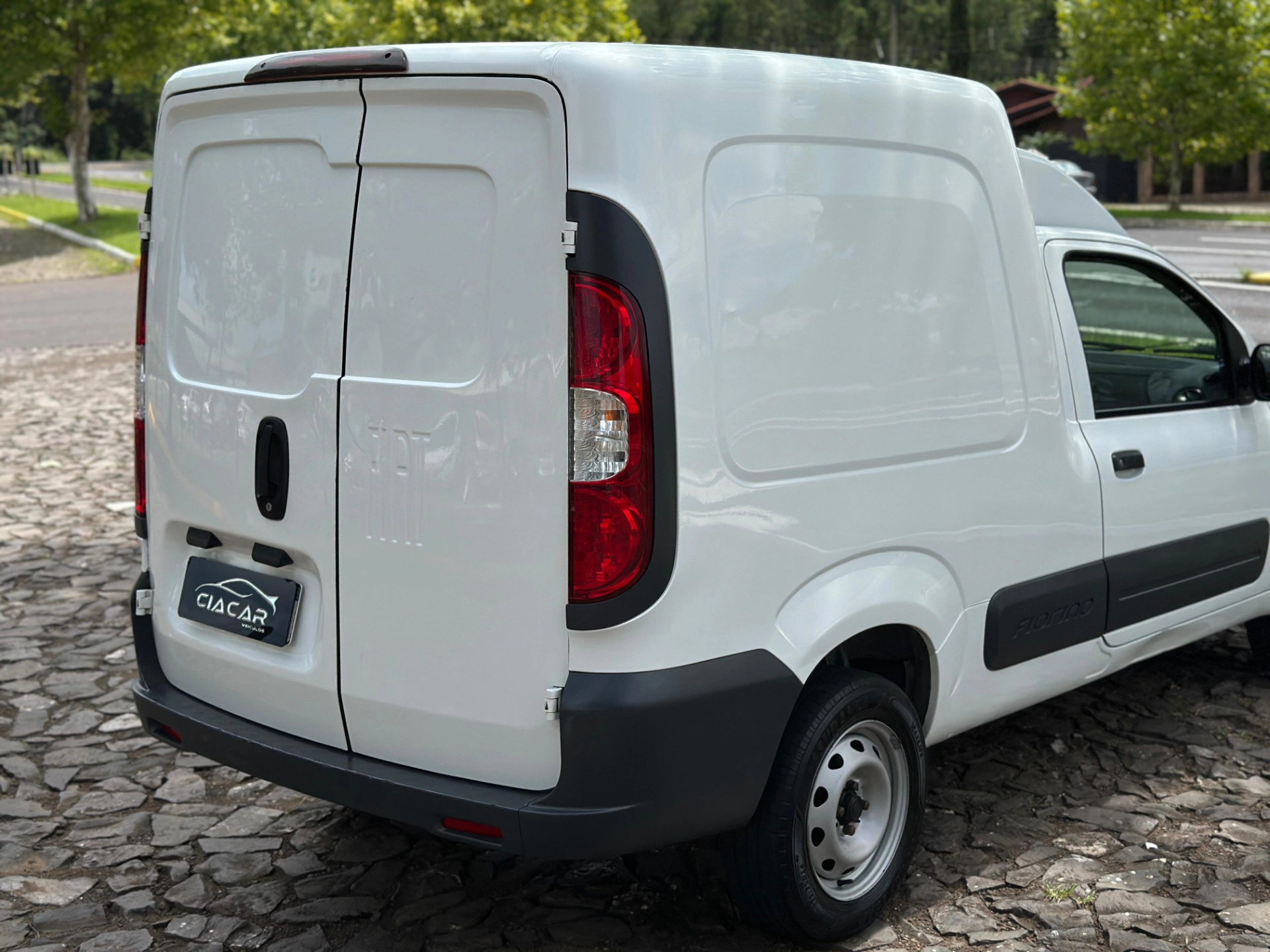FIAT FIORINO 1.4 MPI FURGÃO HARD WORKING 8V FLEX 2P MANUAL