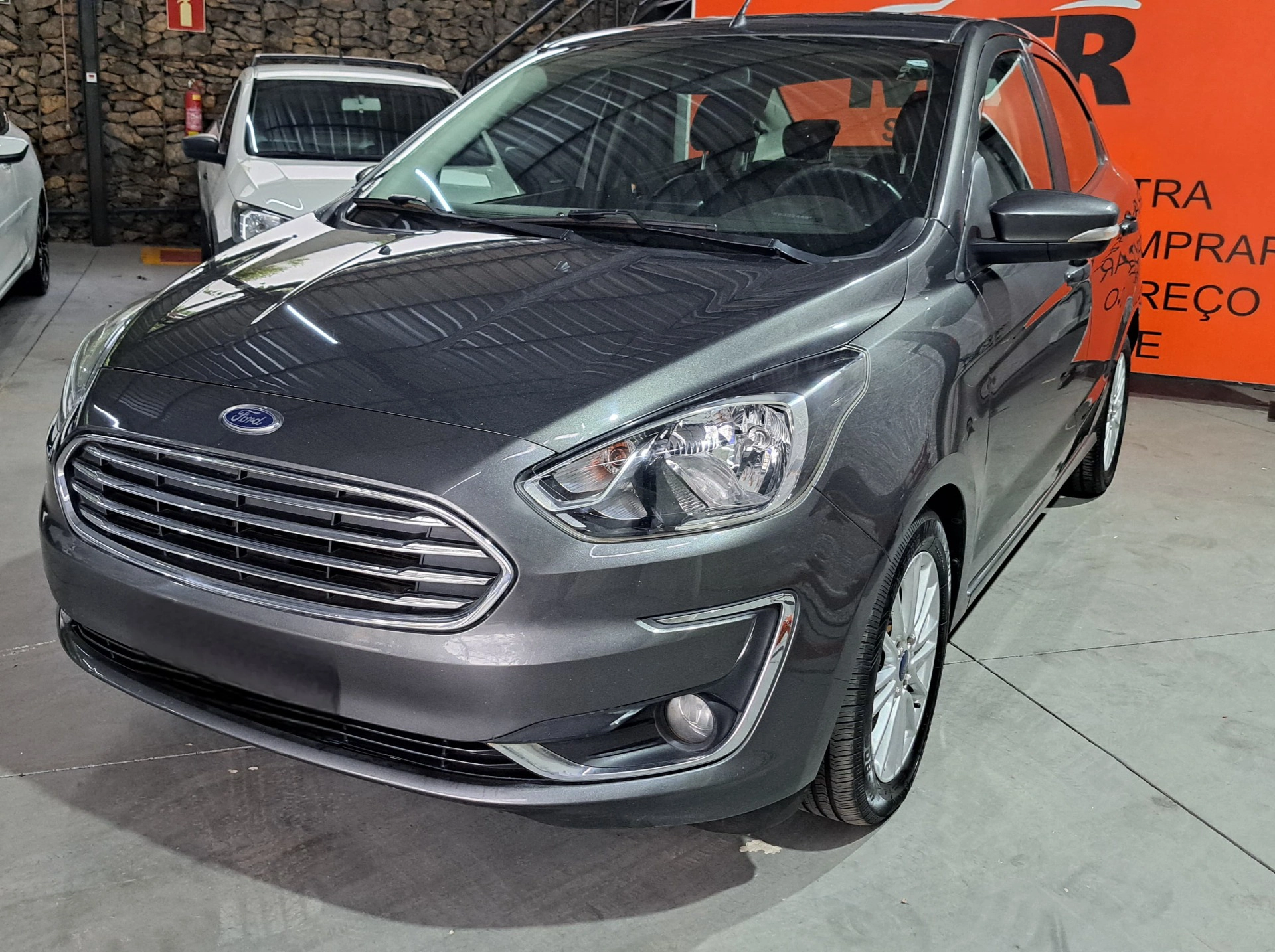 FORD KA 1.5 TI-VCT FLEX TITANIUM SEDAN AUTOMÁTICO