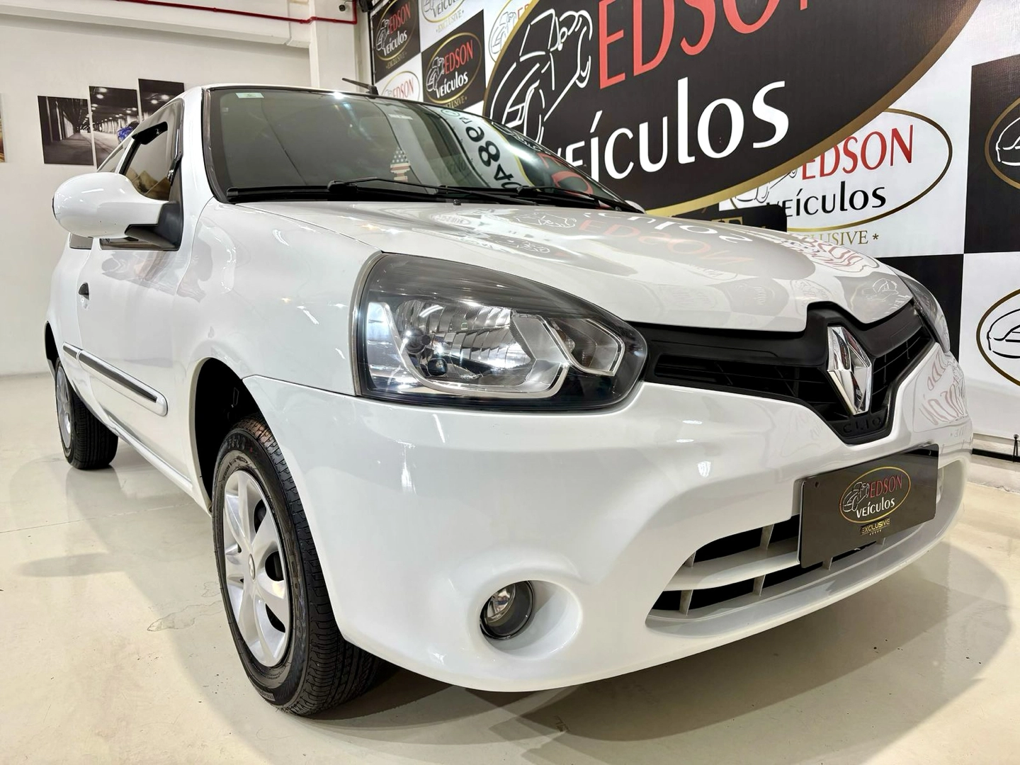 RENAULT CLIO 1.0 AUTHENTIQUE 16V FLEX 2P MANUAL