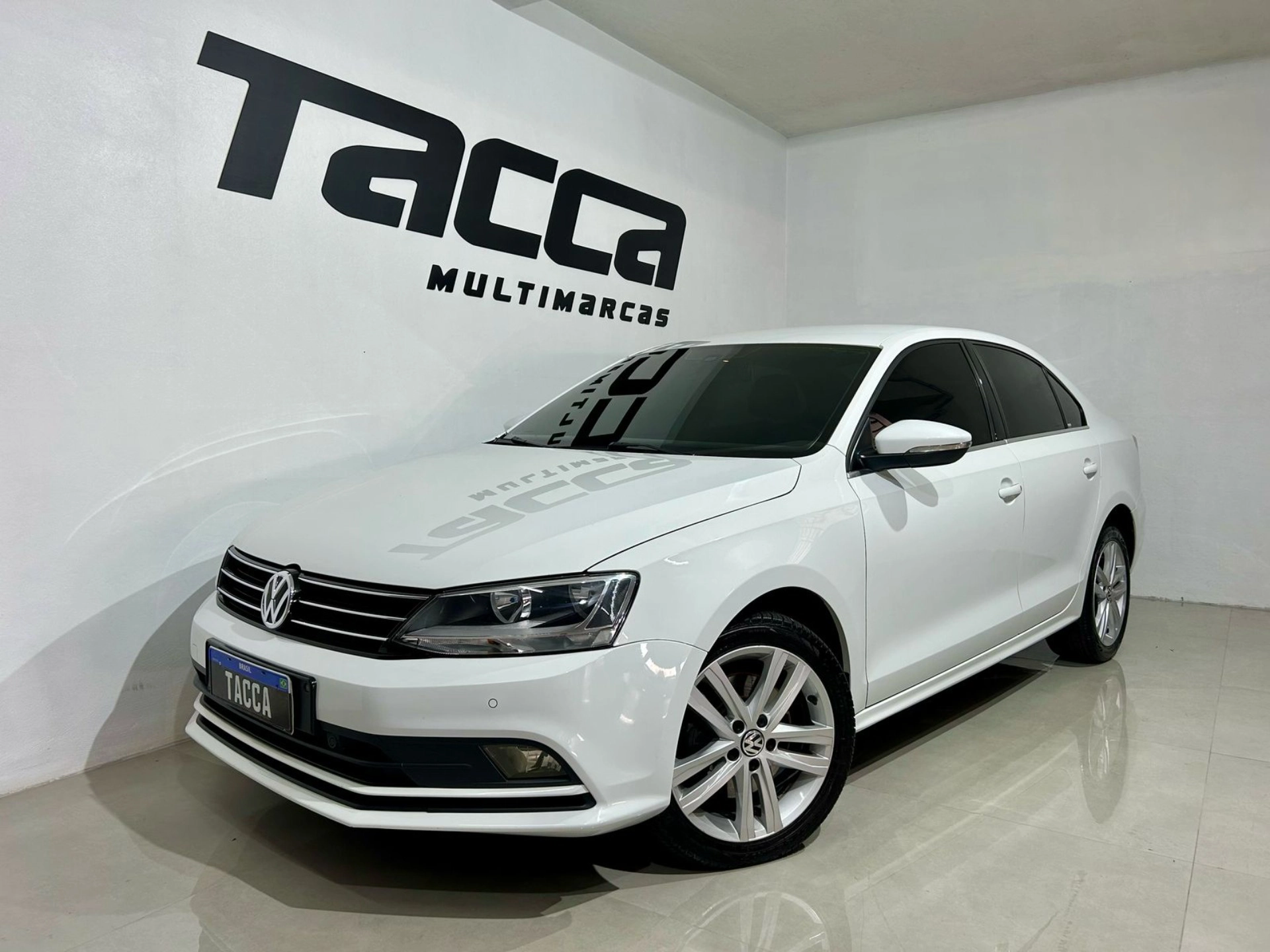 VOLKSWAGEN JETTA 2.0 TSI HIGHLINE 211CV GASOLINA 4P TIPTRONIC