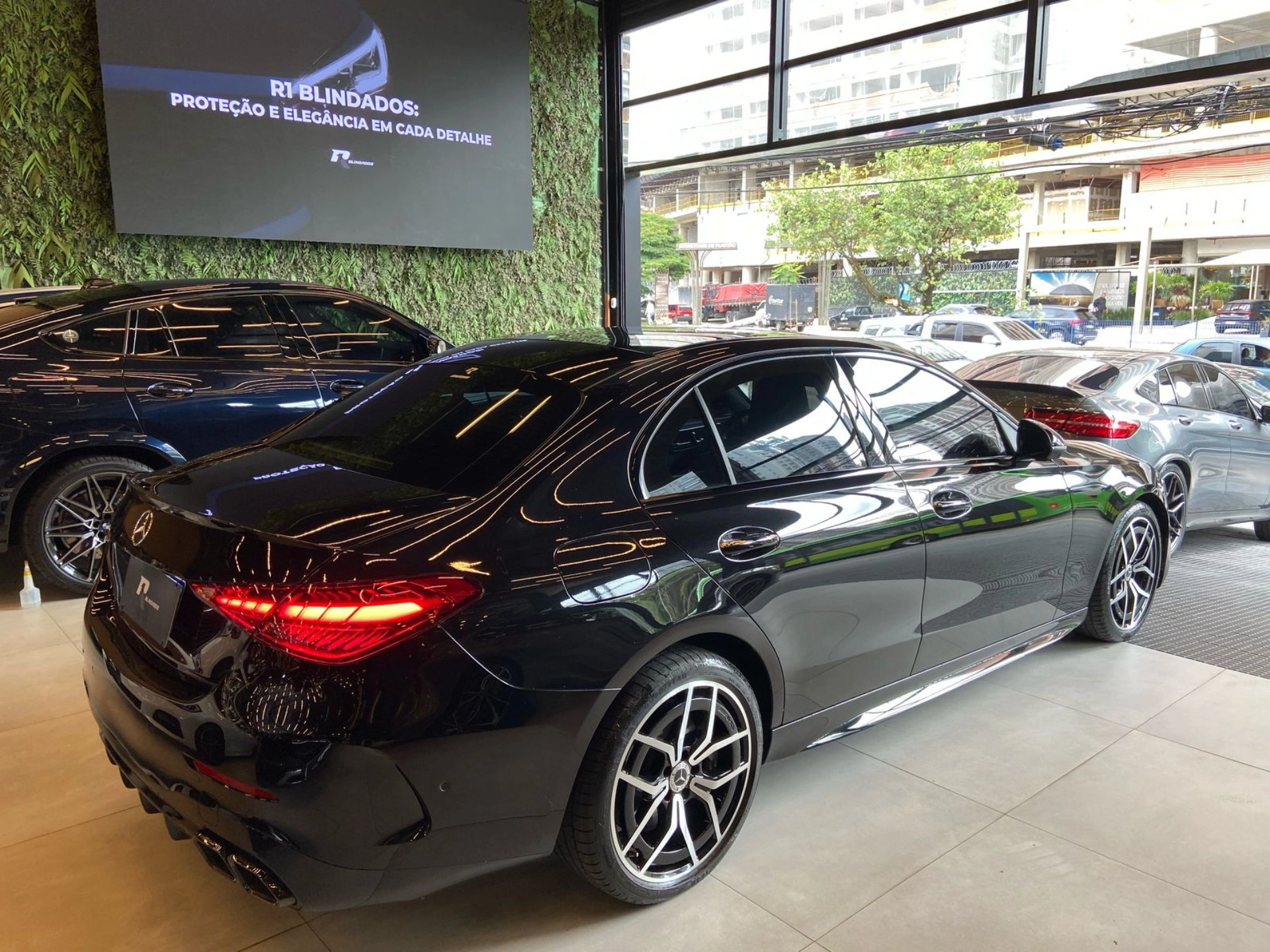 mercedes-benz C 300 2.0 EQ BOOST HÍBRIDO AMG LINE 9G-TRONIC 2024