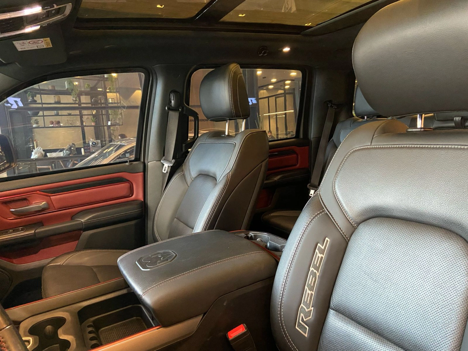 ram 1500 5.7 V8 GASOLINA REBEL CD 4X4 AUTOMÁTICO 2022