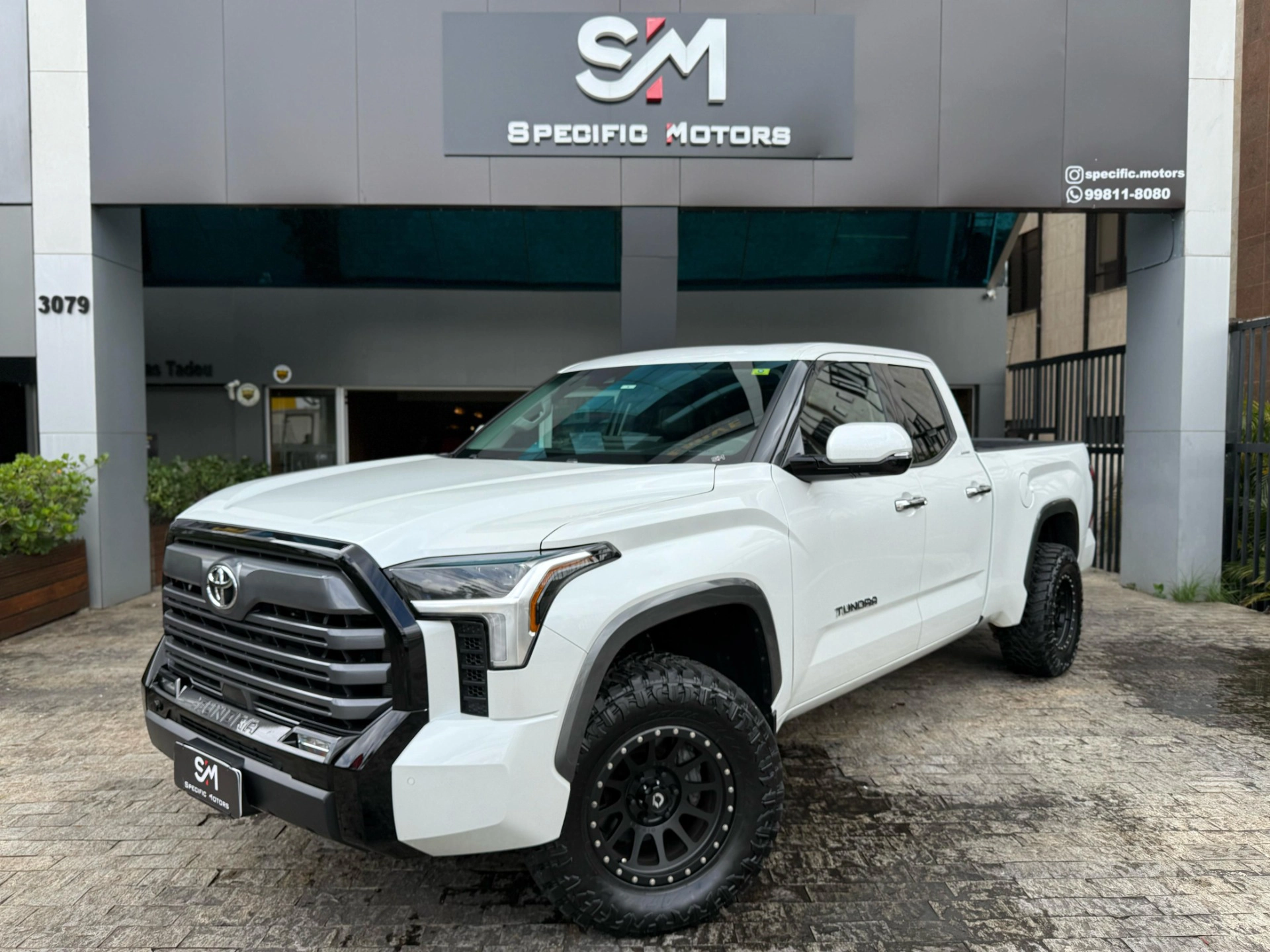 TOYOTA TUNDRA 3.5 V6 I-FORCE MAX HYBRID CAPSTONE 4WD AUTOMÁTICO
