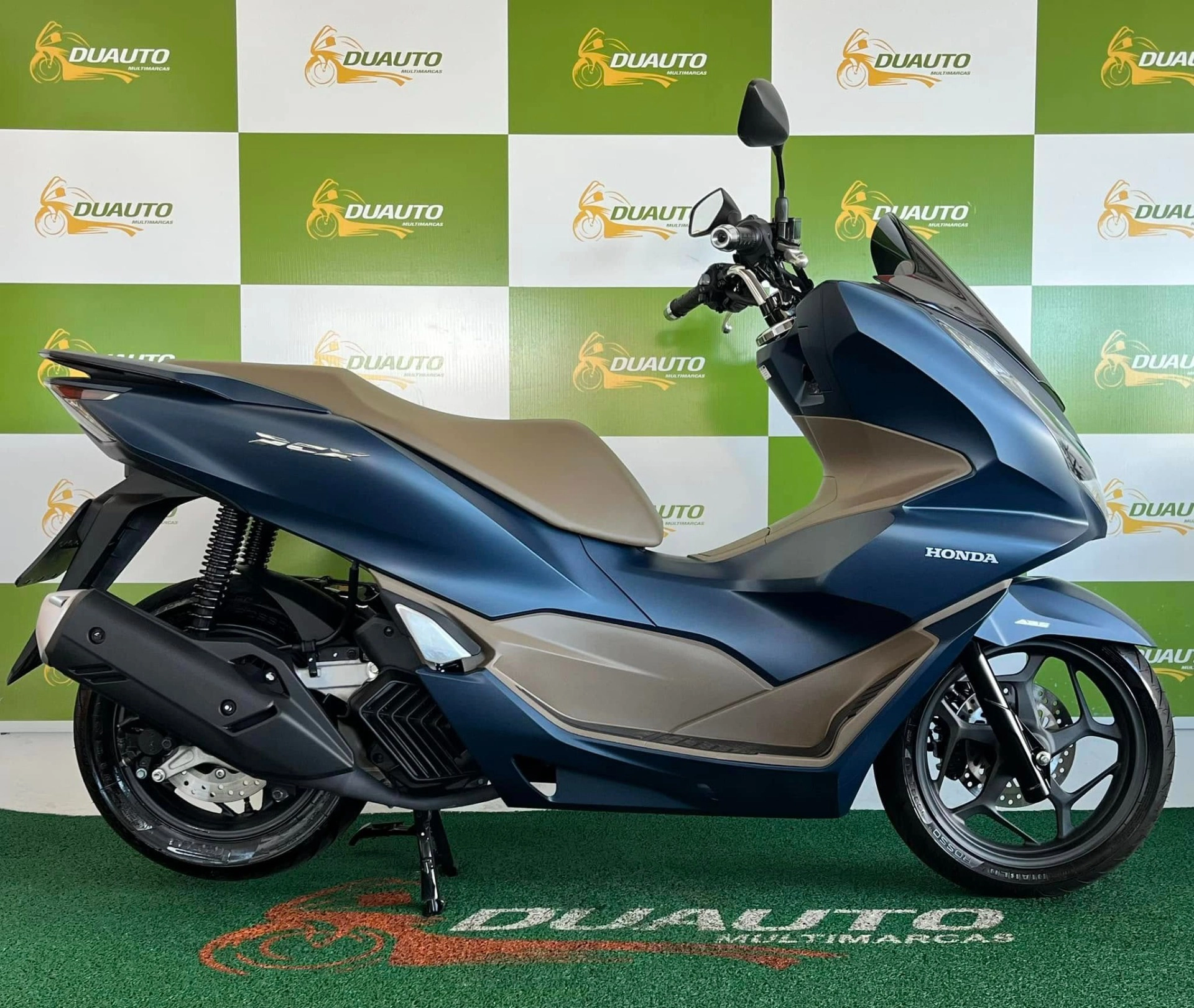 HONDA PCX 160 DLX Scooter