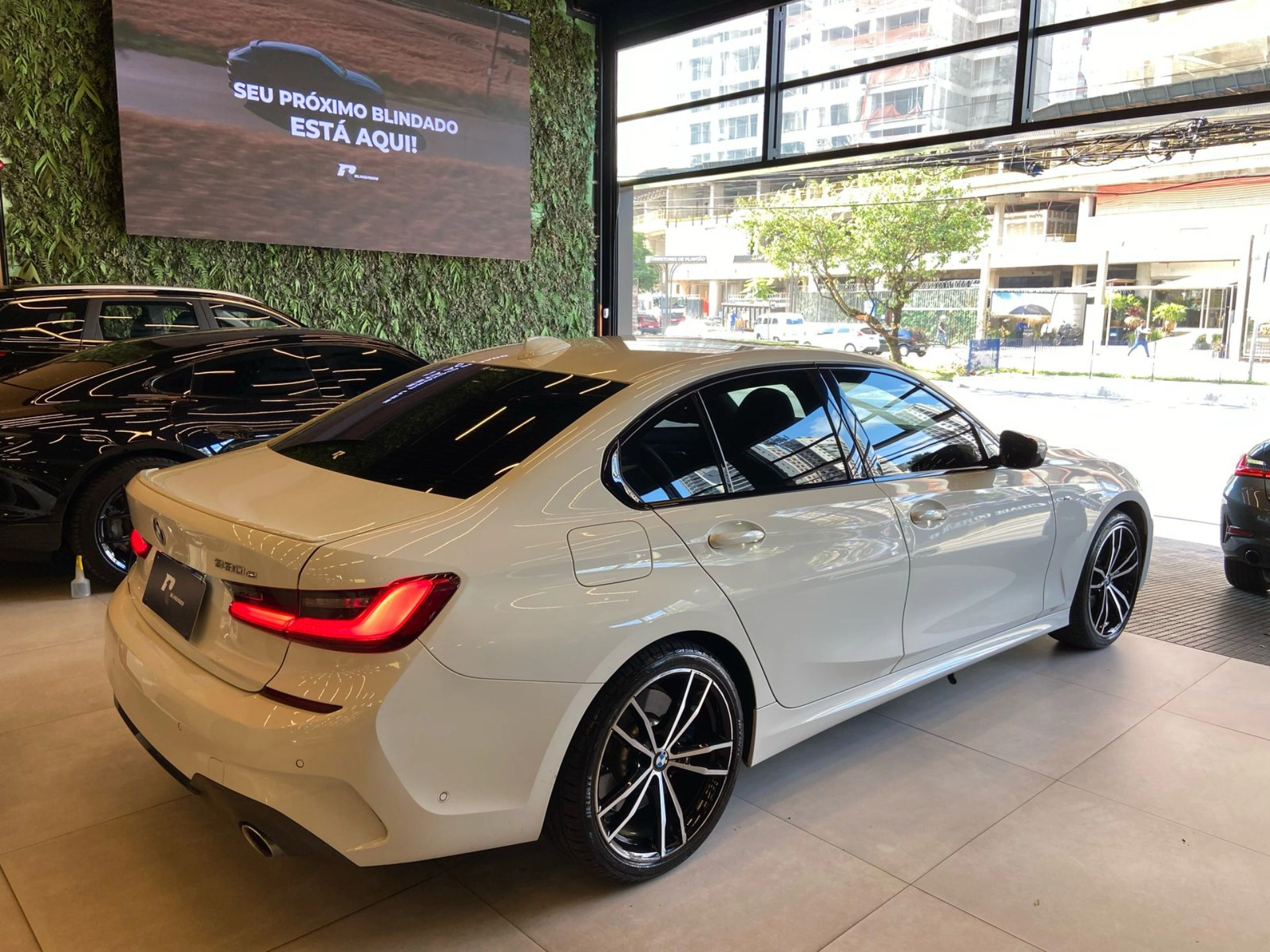 bmw 330E 2.0 16V TURBO HÍBRIDO M SPORT AUTOMÁTICO 2020