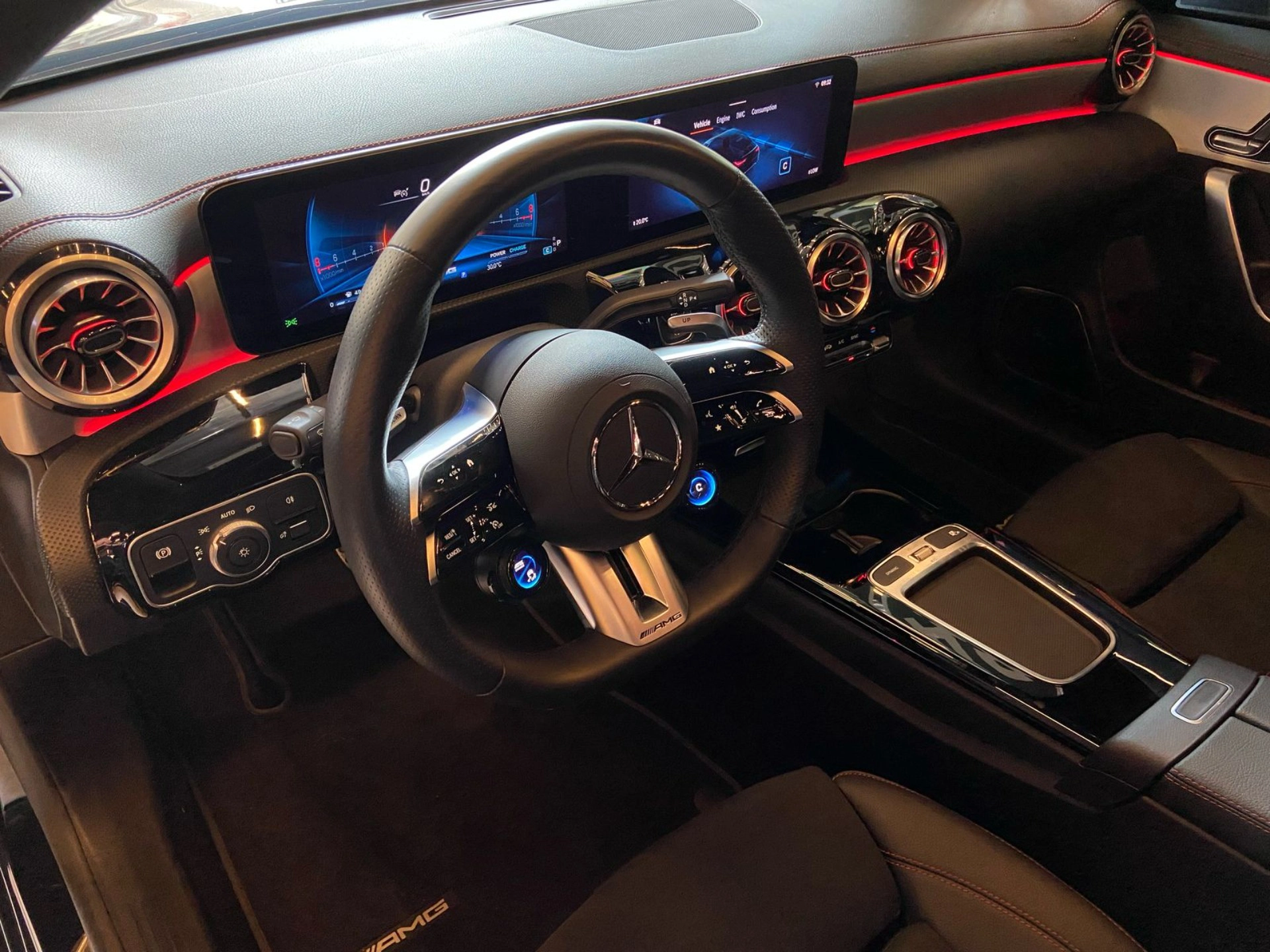 mercedes-benz CLA 35 AMG 2.0 MHEV 4MATIC 8G-DCT 2024