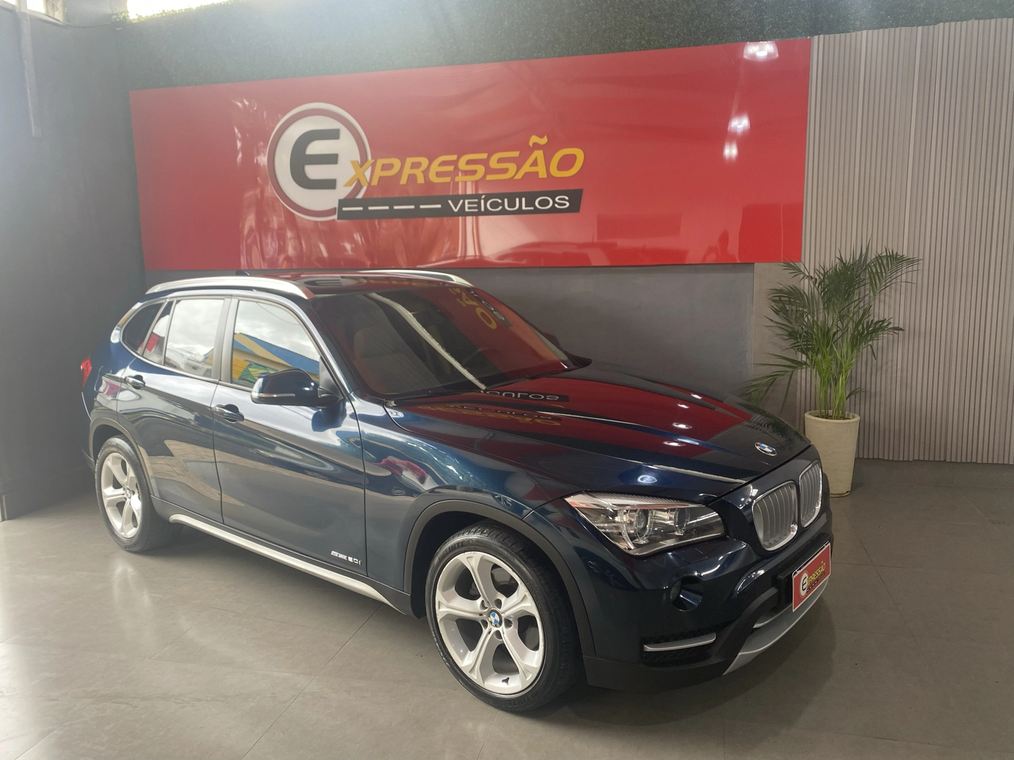 BMW X1 2.0 16V TURBO GASOLINA SDRIVE20I 4P AUTOMÁTICO