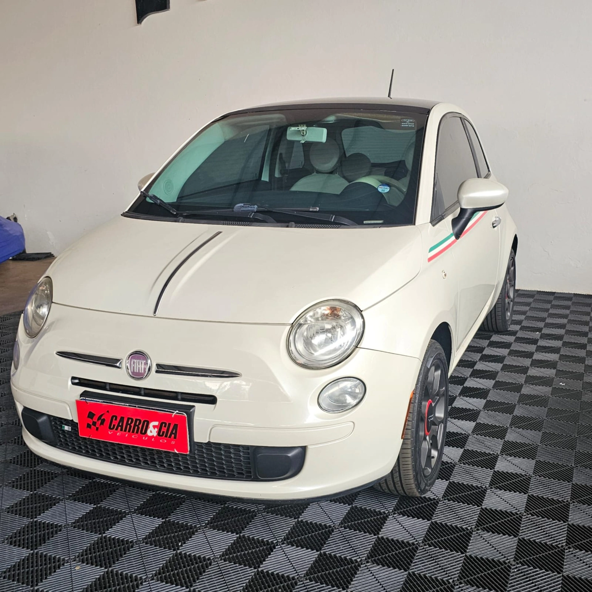 FIAT 500 1.4 CULT 8V FLEX 2P MANUAL