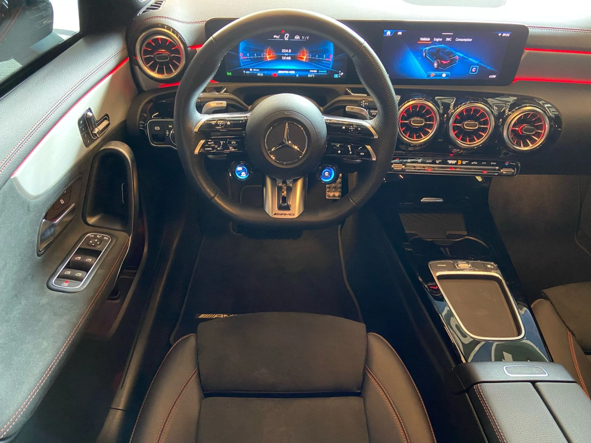 mercedes-benz CLA 35 AMG 2.0 MHEV 4MATIC 8G-DCT 2024