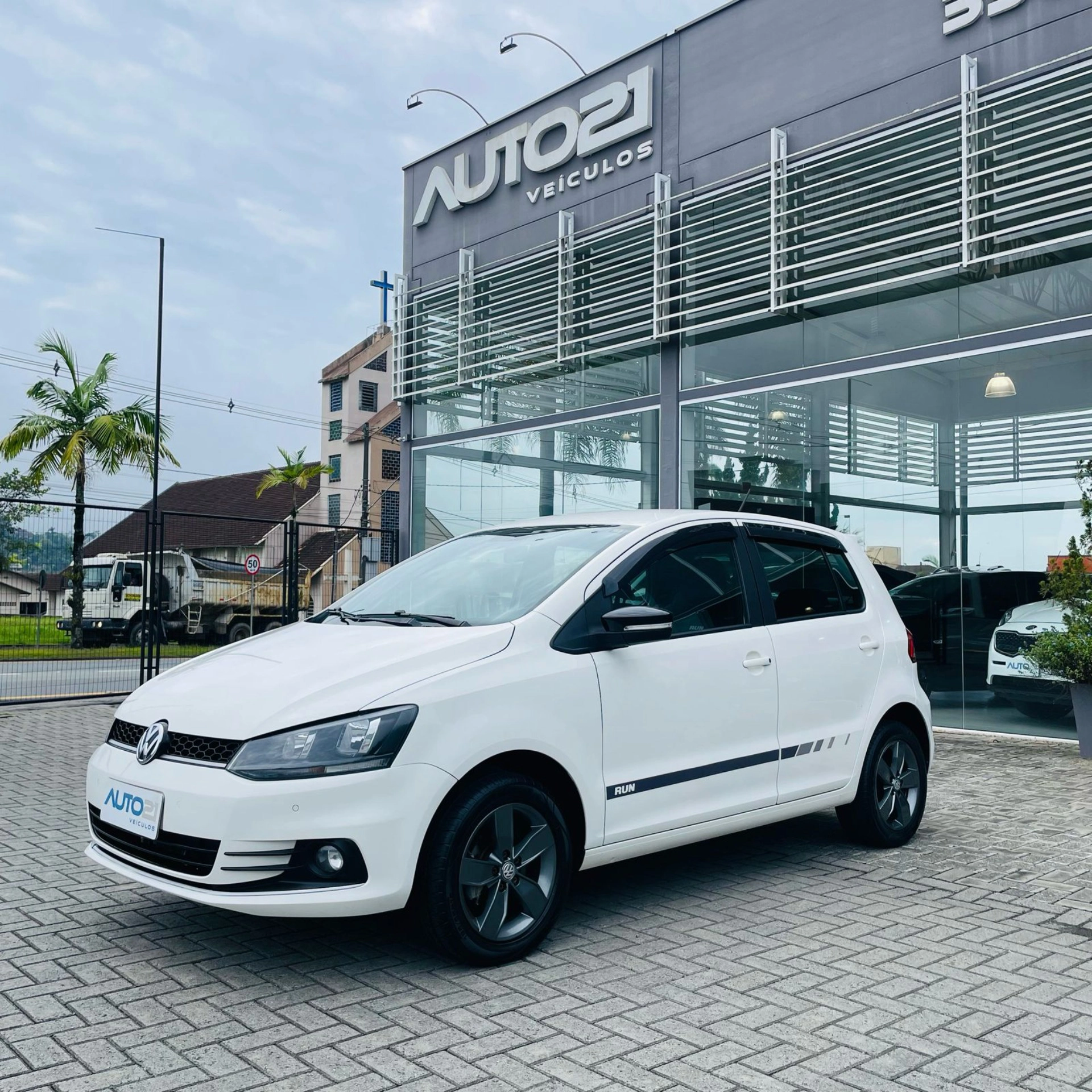 VOLKSWAGEN FOX 1.6 MSI RUN 8V FLEX 4P MANUAL