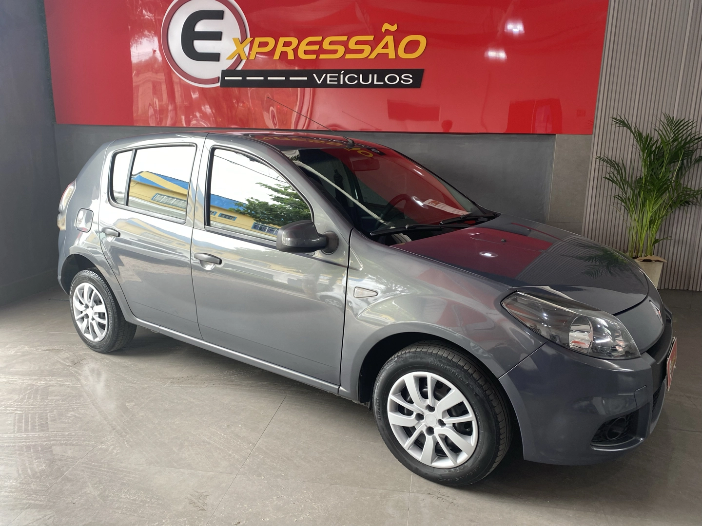 RENAULT SANDERO 1.0 EXPRESSION 16V FLEX 4P MANUAL