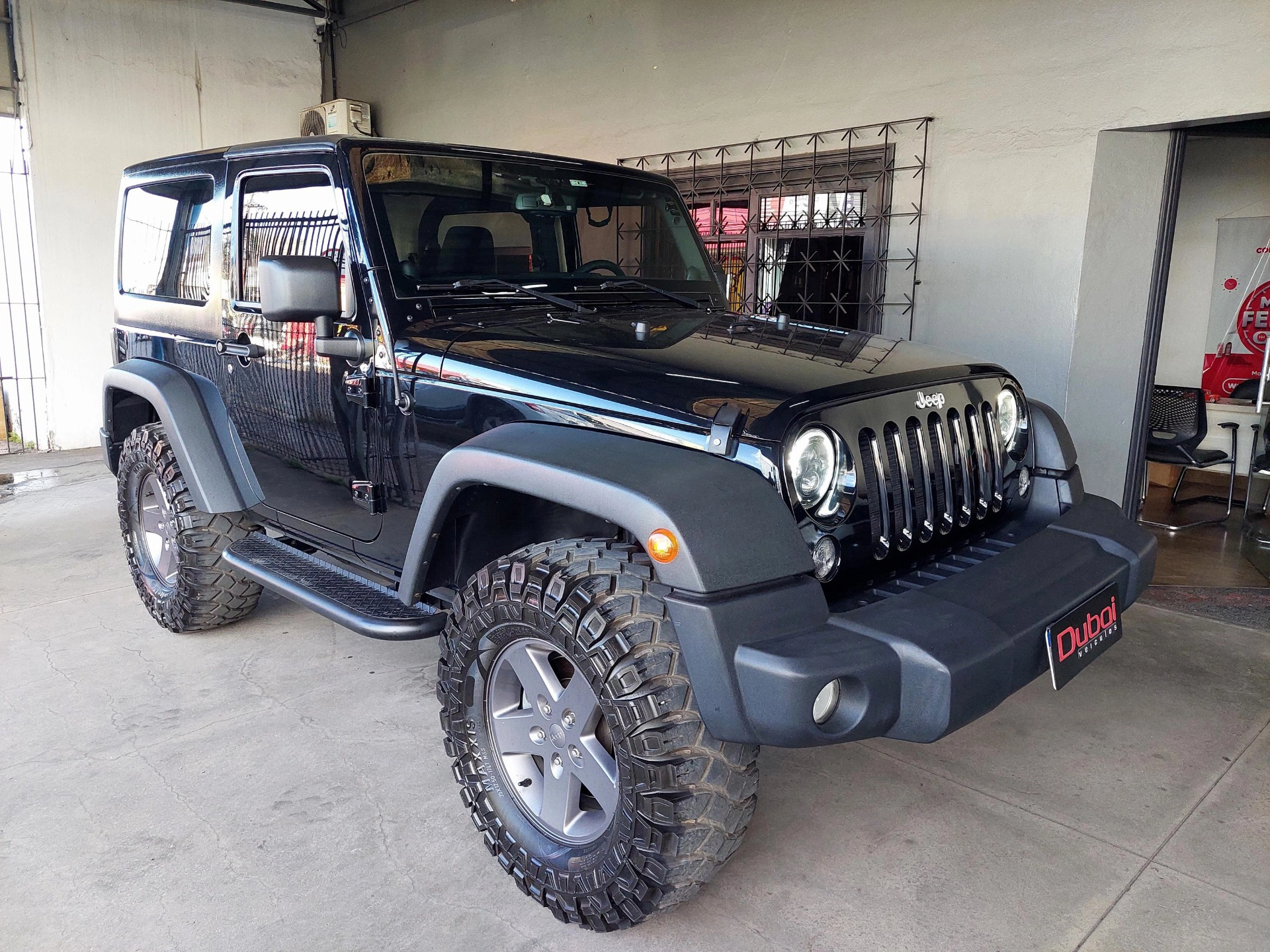 JEEP WRANGLER 3.6 SPORT 4X4 V6 12V GASOLINA 2P AUTOMÁTICO
