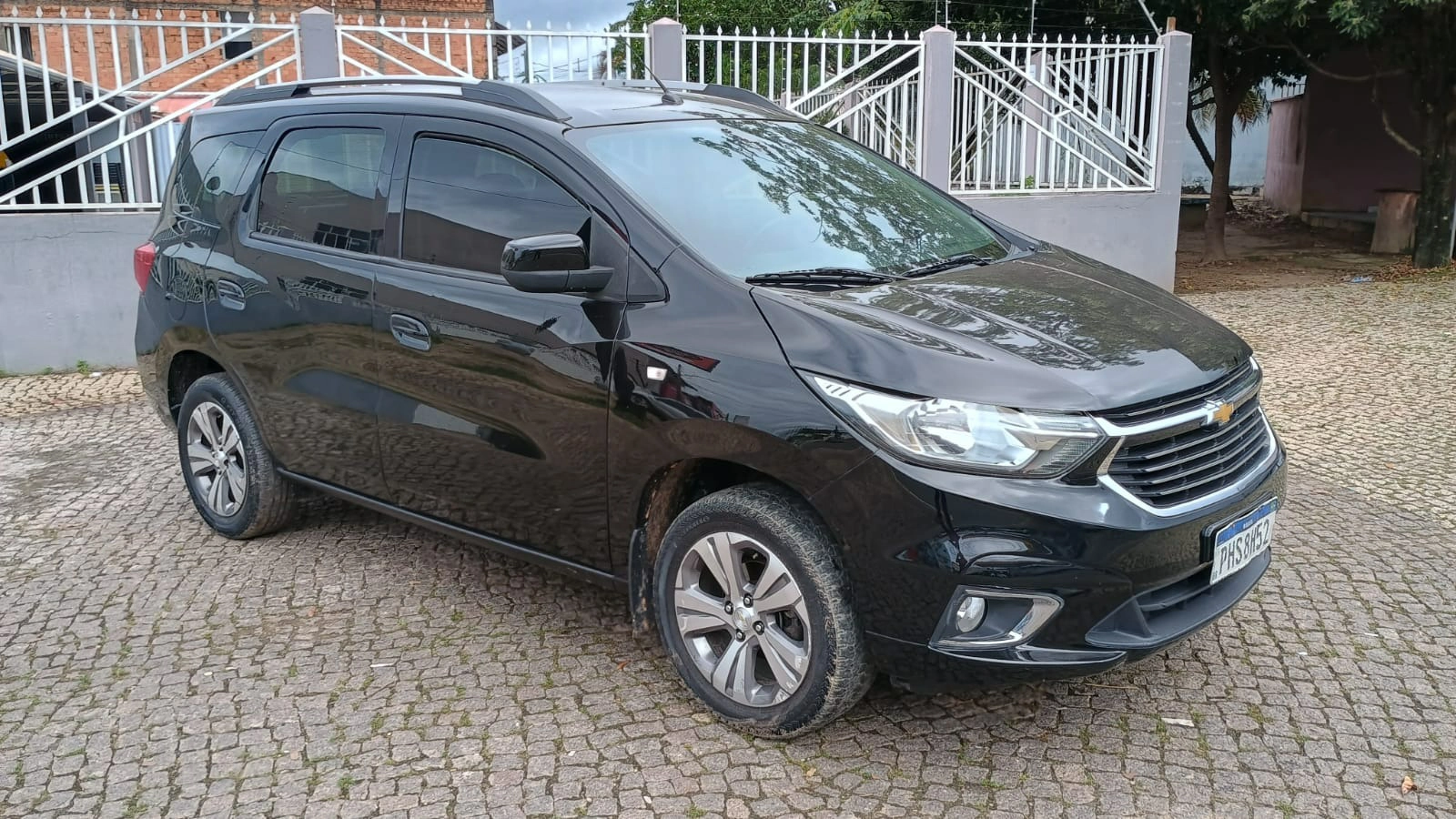 CHEVROLET SPIN 1.8 LT 8V FLEX 4P MANUAL