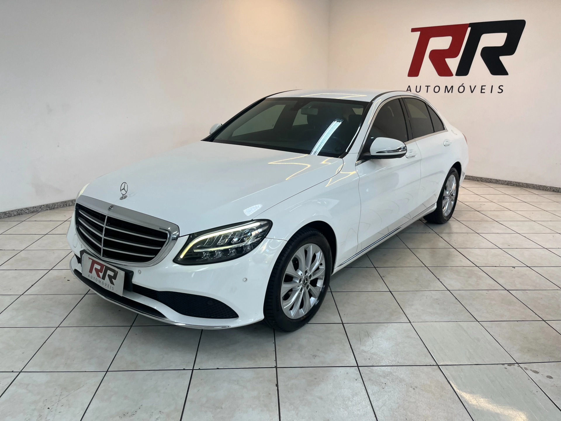 MERCEDES-BENZ C 180 1.6 CGI GASOLINA EXCLUSIVE 9G-TRONIC