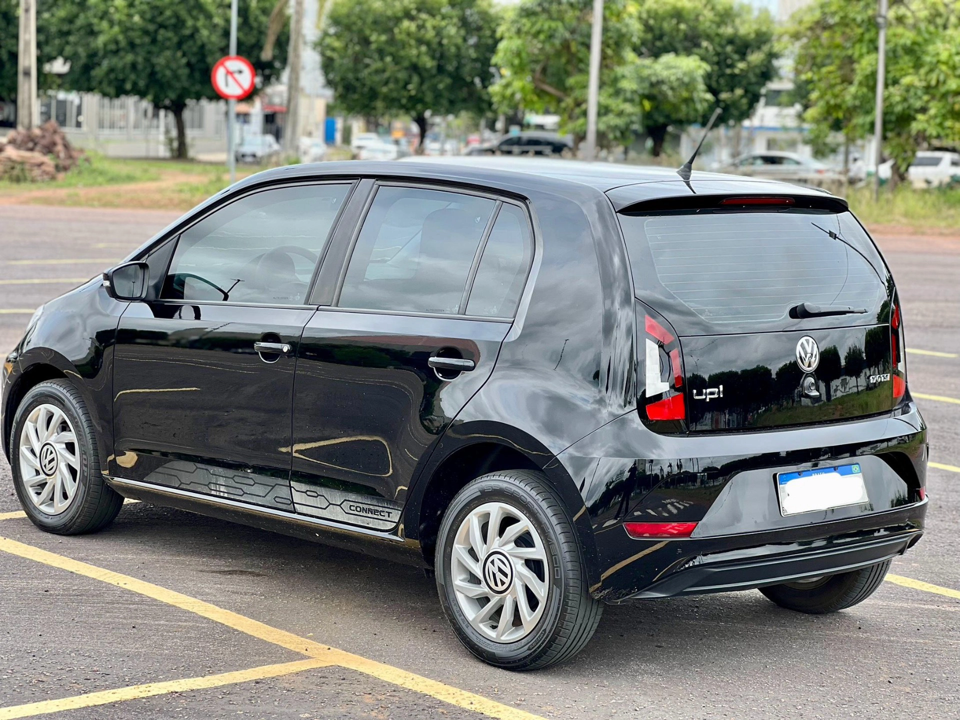 VOLKSWAGEN UP - Imagem 2
