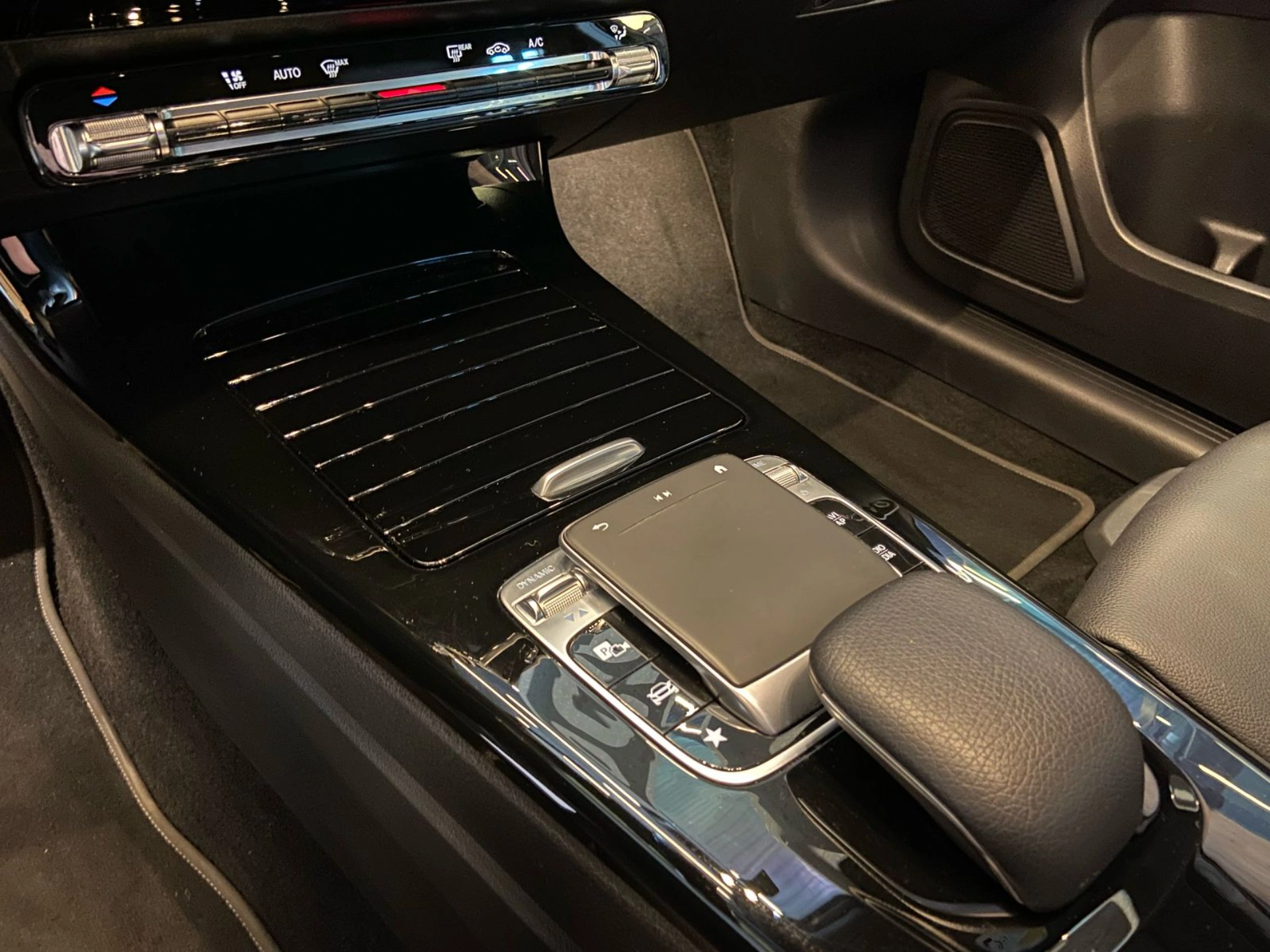 mercedes-benz A 200 1.3 CGI GASOLINA ADVANCE SEDAN 7G-DCT 2019