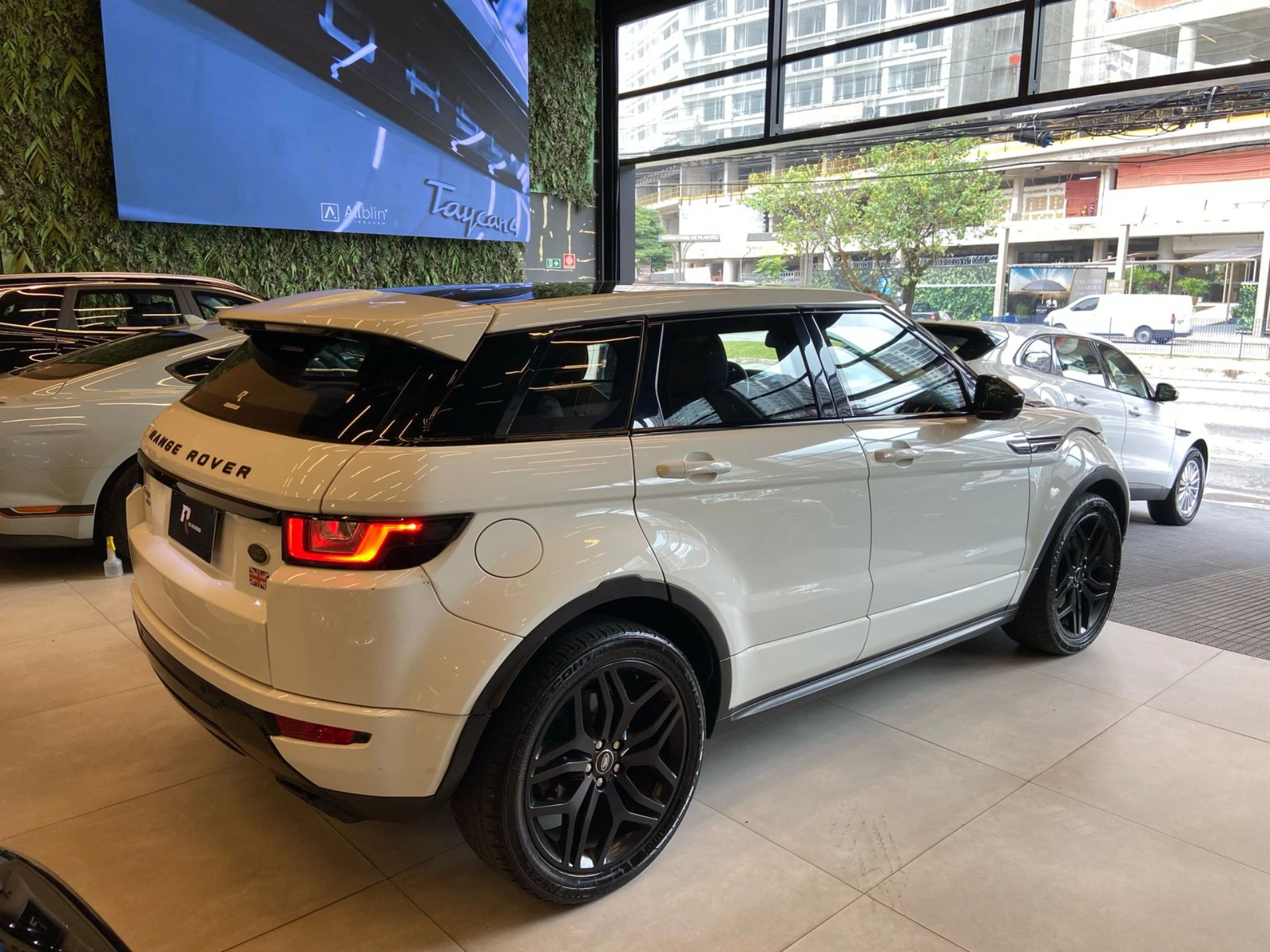 land rover RANGE ROVER EVOQUE 2.0 HSE DYNAMIC 4WD 16V GASOLINA 4P AUTOMÁTICO 2018