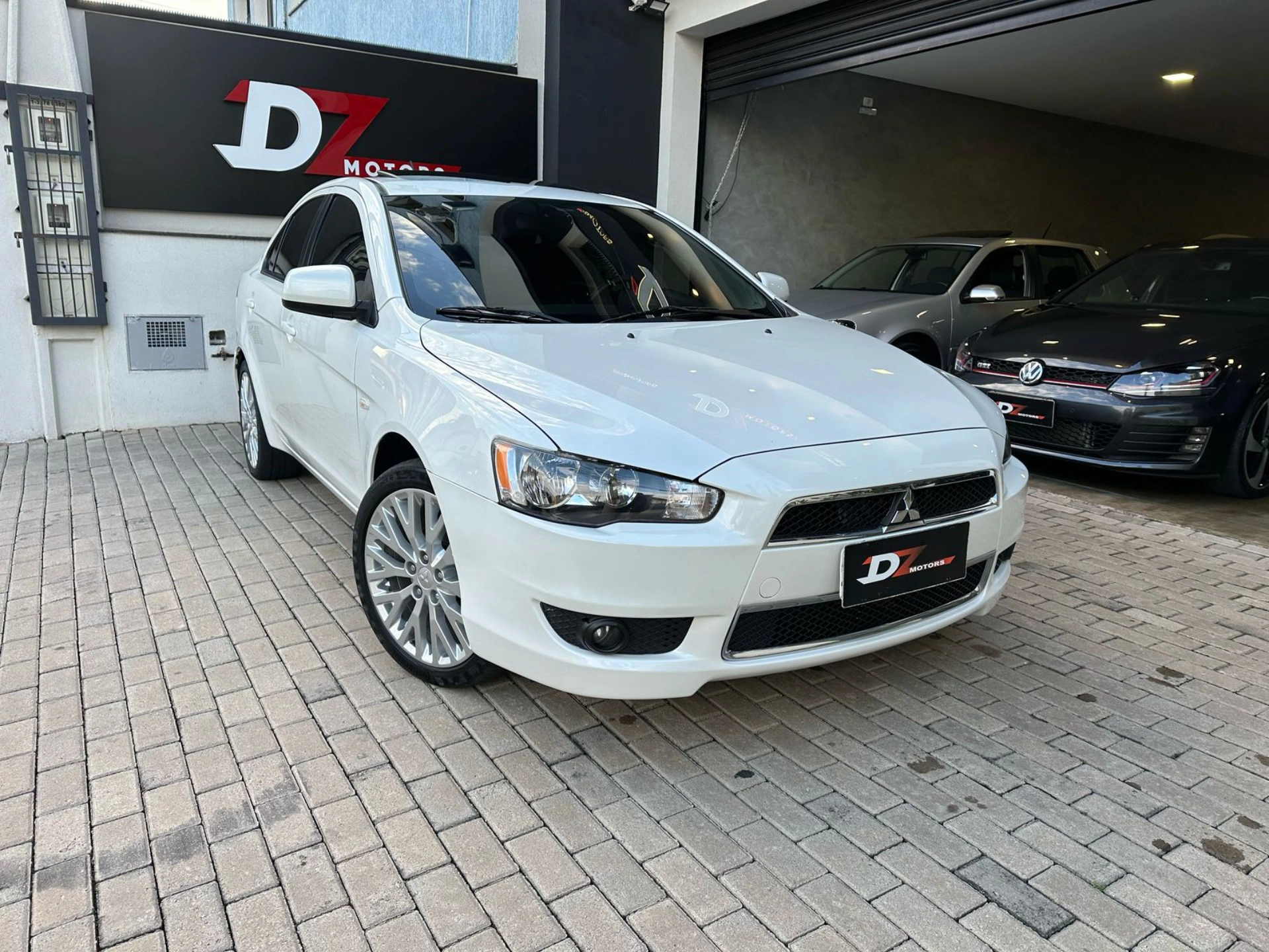 MITSUBISHI LANCER 2.0 HLE 16V GASOLINA 4P AUTOMÁTICO