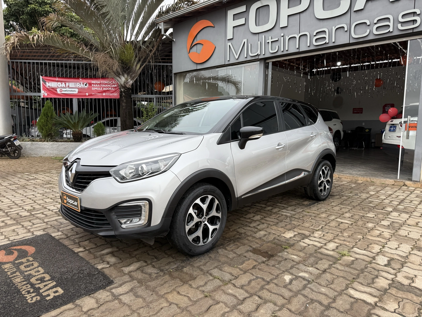 RENAULT CAPTUR 1.6 16V SCE FLEX INTENSE X-TRONIC