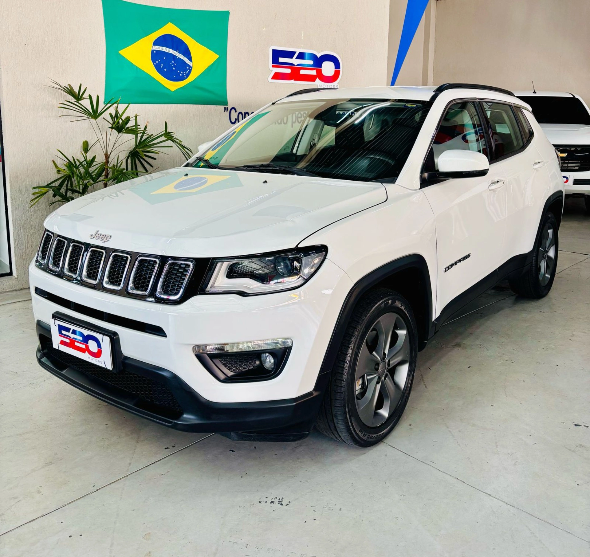 JEEP COMPASS 2.0 16V FLEX LONGITUDE AUTOMÁTICO