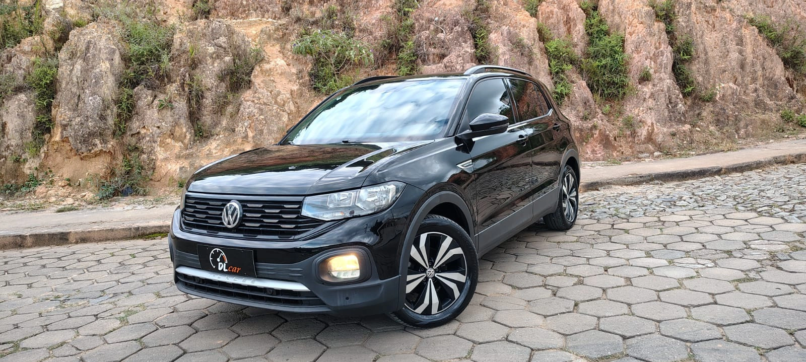 VOLKSWAGEN T-CROSS 1.0 200 TSI TOTAL FLEX COMFORTLINE AUTOMÁTICO