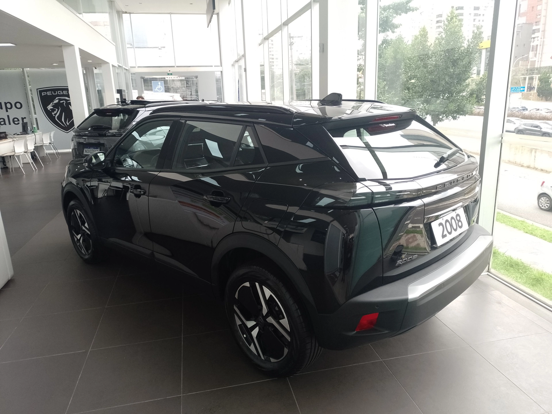 PEUGEOT-2008-1.0 TURBO 200 FLEX ACTIVE CVT