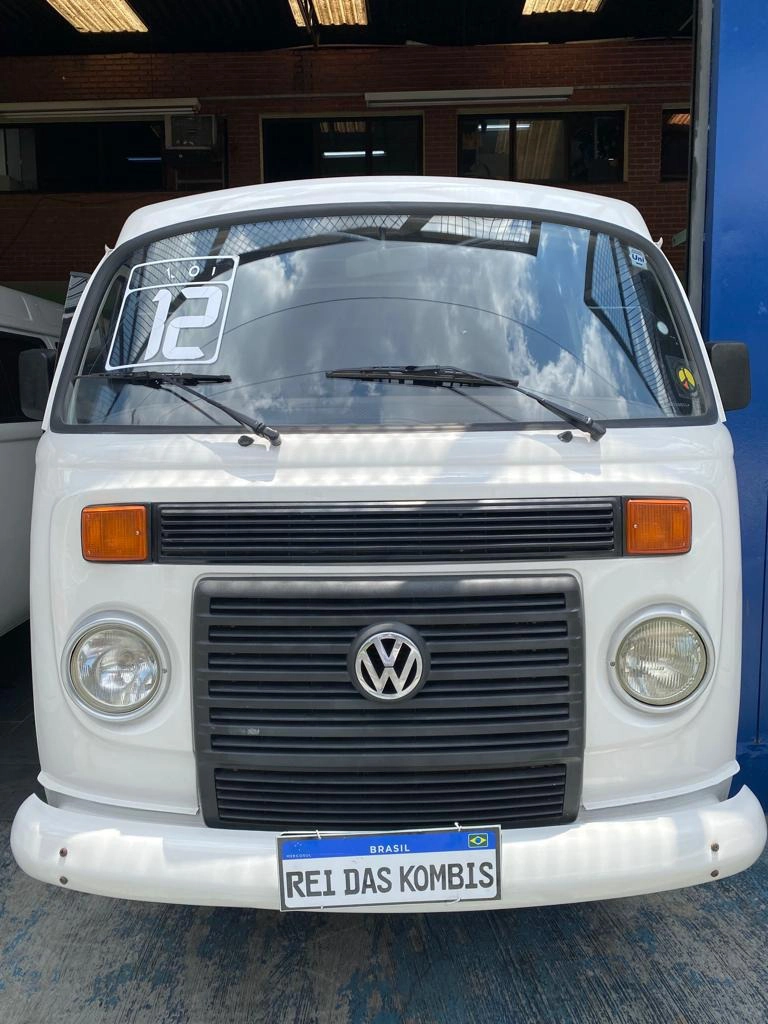 VOLKSWAGEN KOMBI 1.4 MI STD 8V FLEX 4P MANUAL