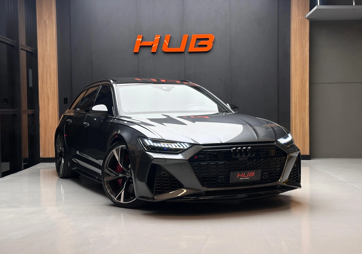 AUDI RS6 4.0 AVANT V8 TWINTURBO MHEV TIPTRONIC