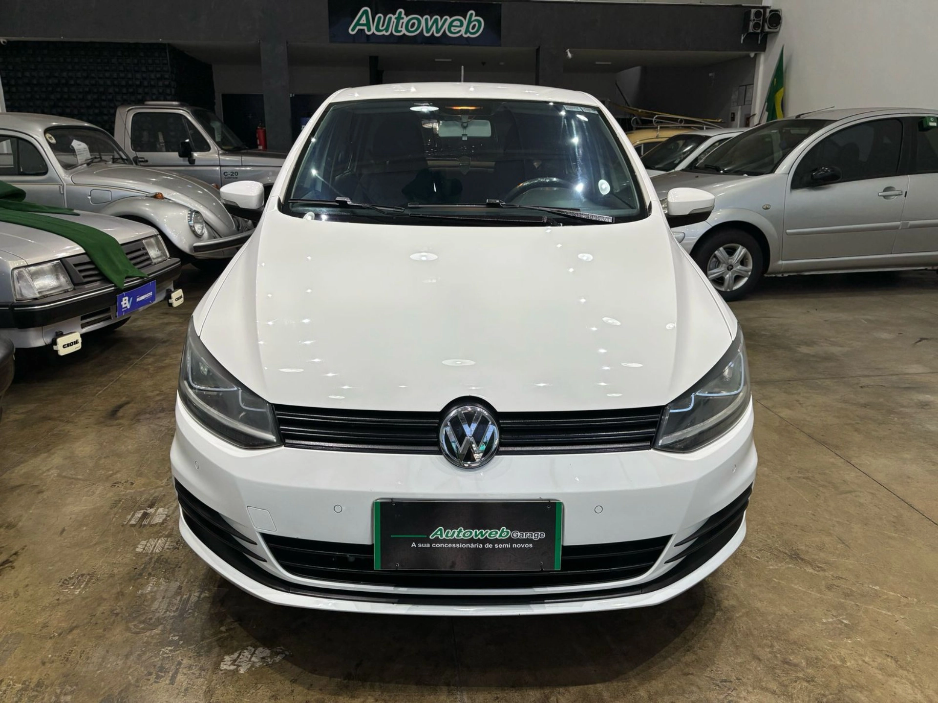 VOLKSWAGEN FOX 1.0 MI TRENDLINE 8V FLEX 4P MANUAL