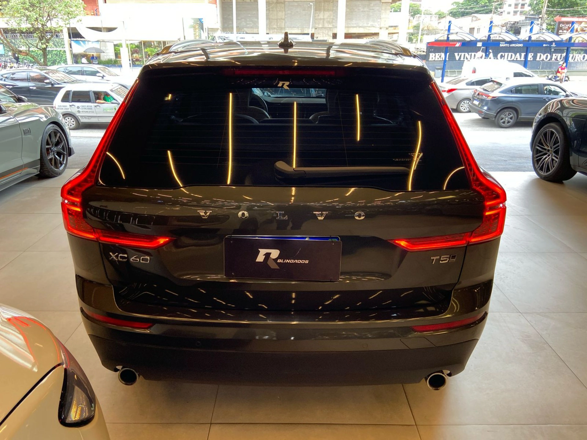 volvo XC60 2.0 T5 GASOLINA MOMENTUM AWD GEARTRONIC 2020
